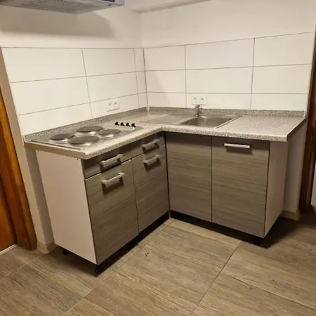 Laubach Apartments *
